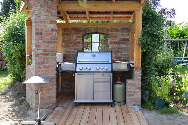 Propane Grill Assembly in Windsor