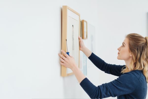 Picture Hanging Service in Windsor